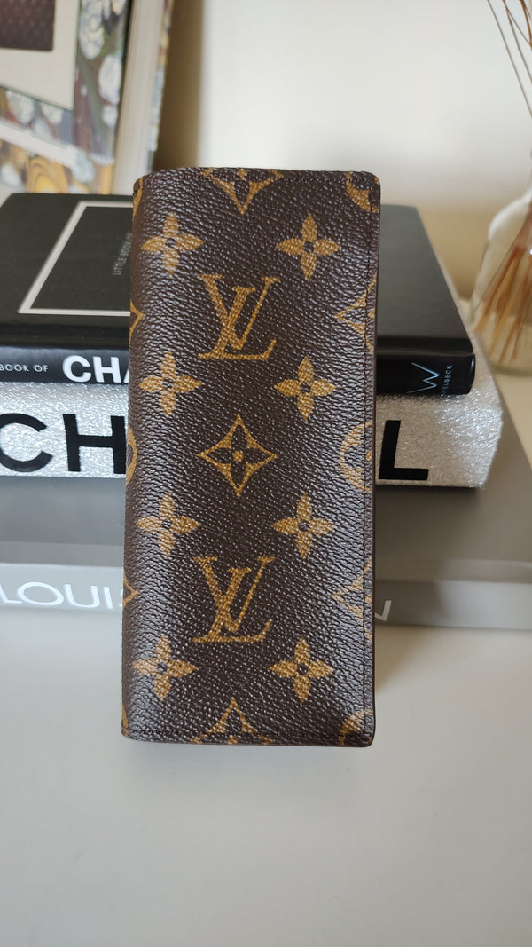 Vuitton Long Wallet 