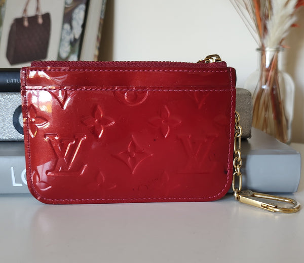 red shiny louis vuitton purse