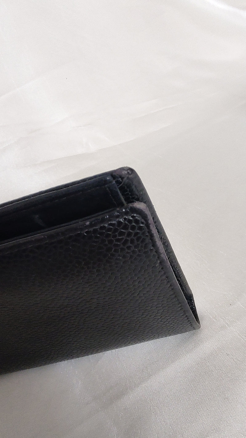 Chanel Bifold Wallet in black caviar