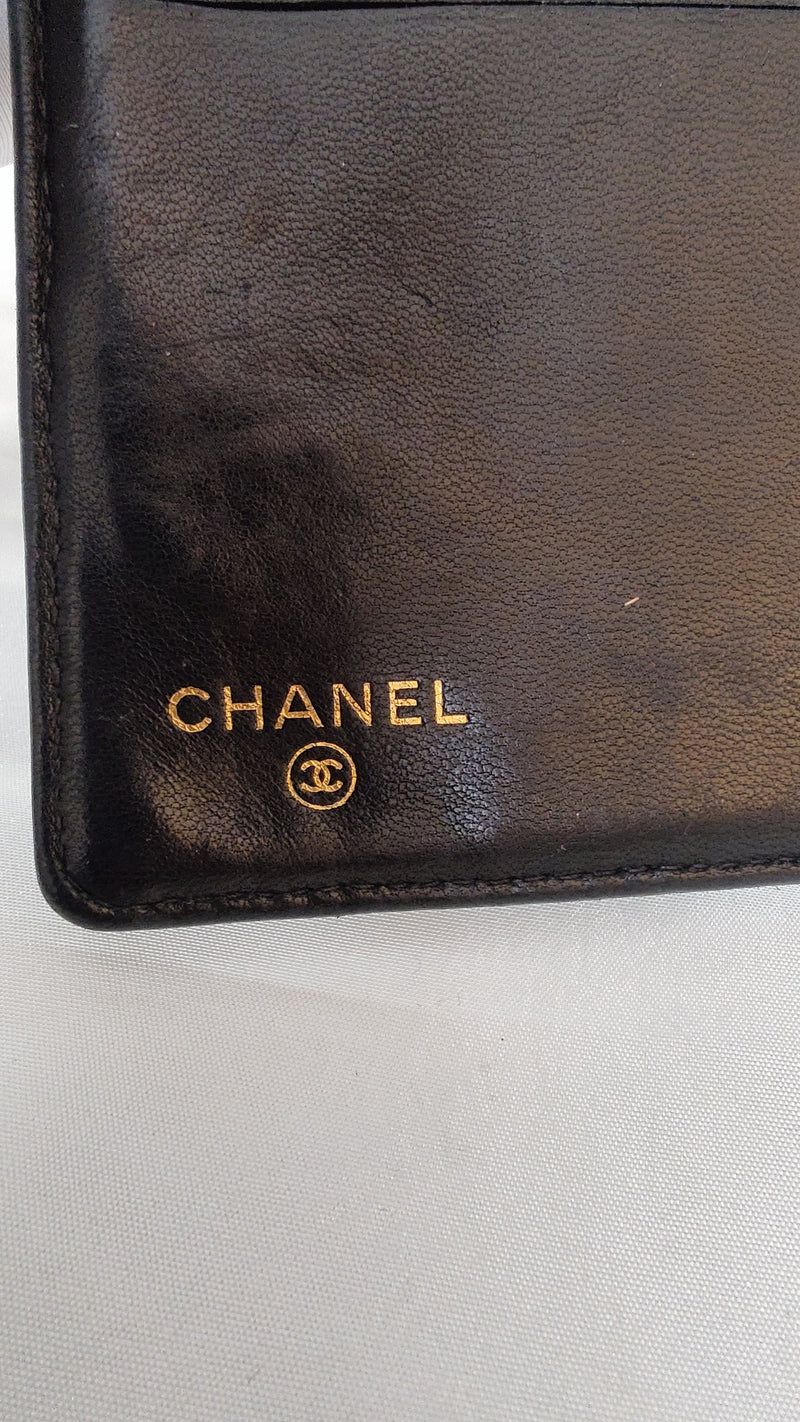 Chanel Bifold Wallet in black caviar