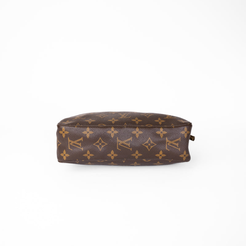 Louis Vuitton Monogram 1988 Trousse 23
