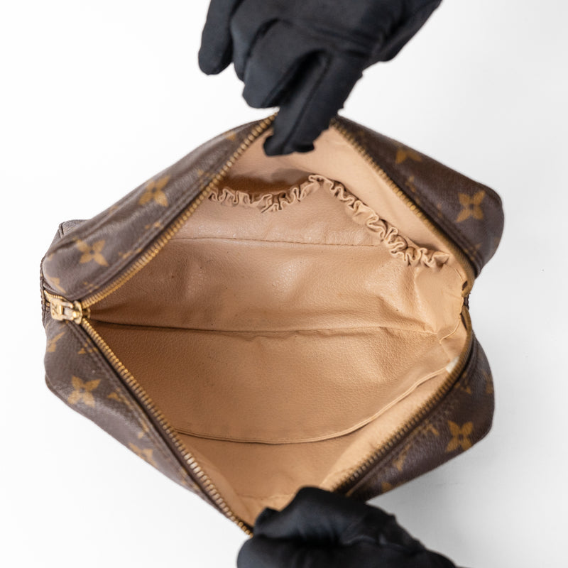 Louis Vuitton Monogram 1988 Trousse 23