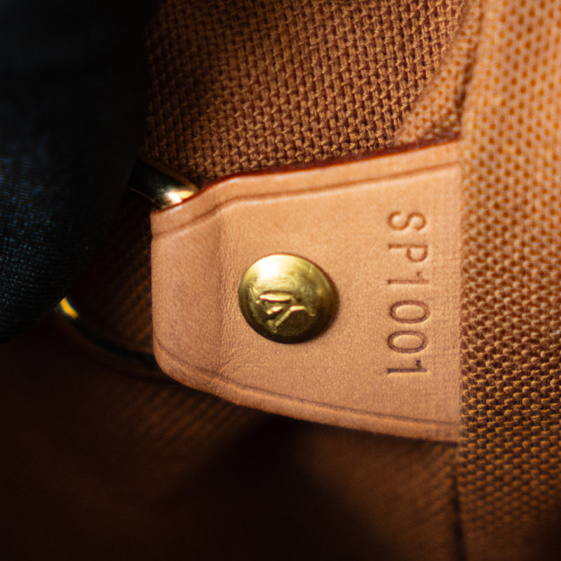 Louis Vuitton 2001 Monogram Montsouris