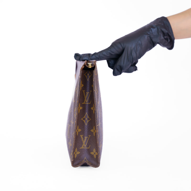 Louis Vuitton Monogram Toiletry Pouch 26 - 872AN