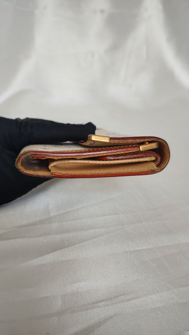 Louis Vuitton 2004 International Wallet