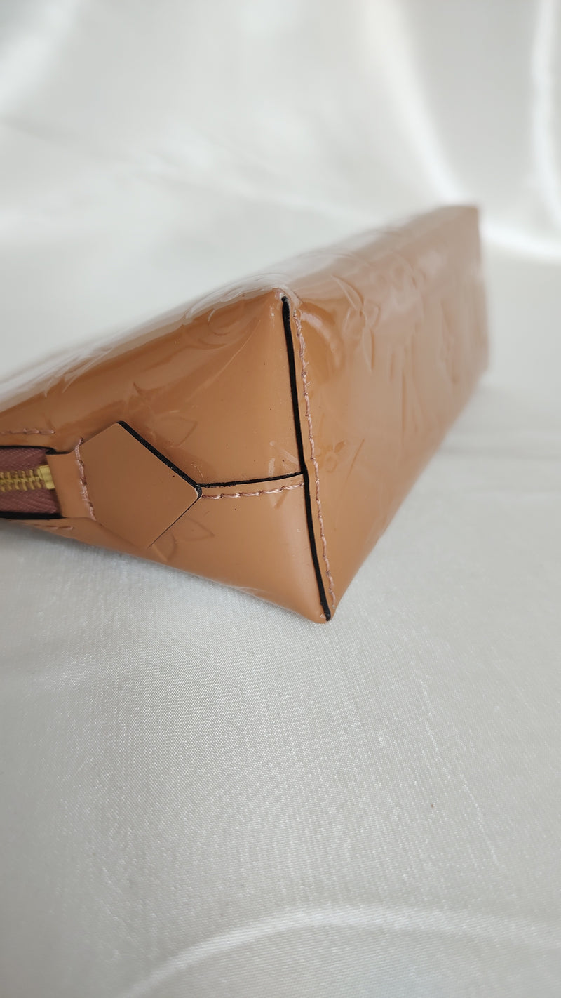 Louis Vuitton Cosmetic Pouch PM in Vernis leather